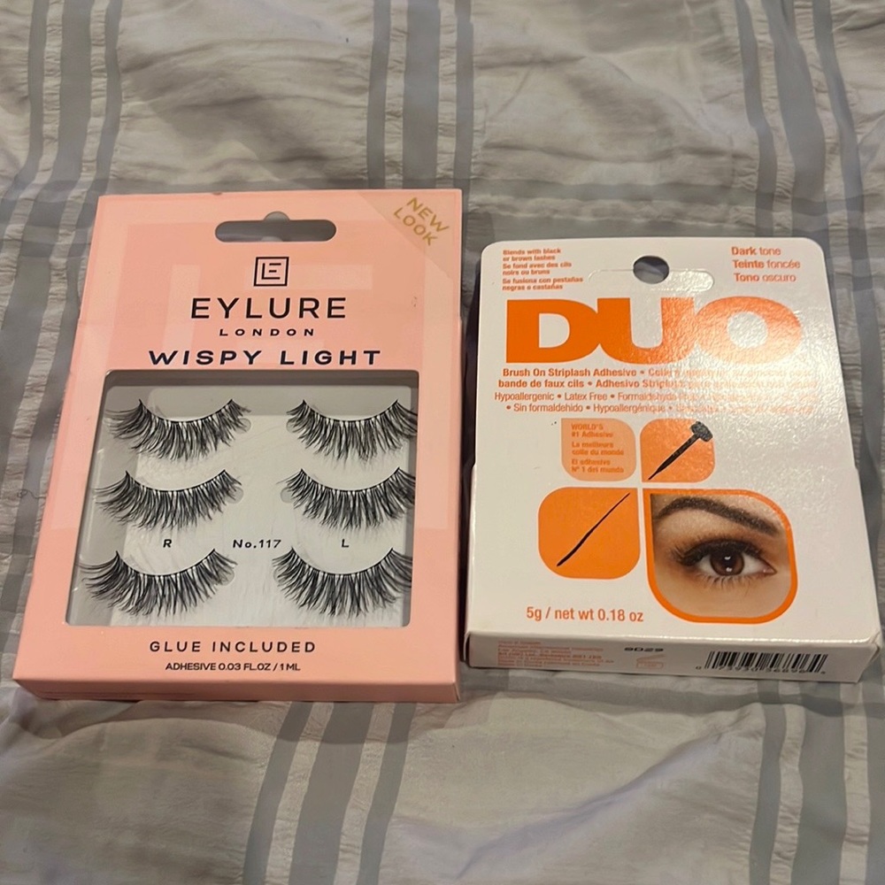 Eyelashes and glue